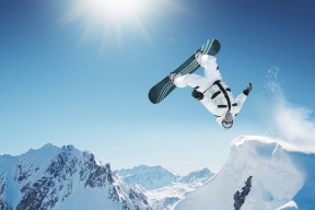国际网球挑战赛：草地赛段考验选手技术适应力，网球草地赛事