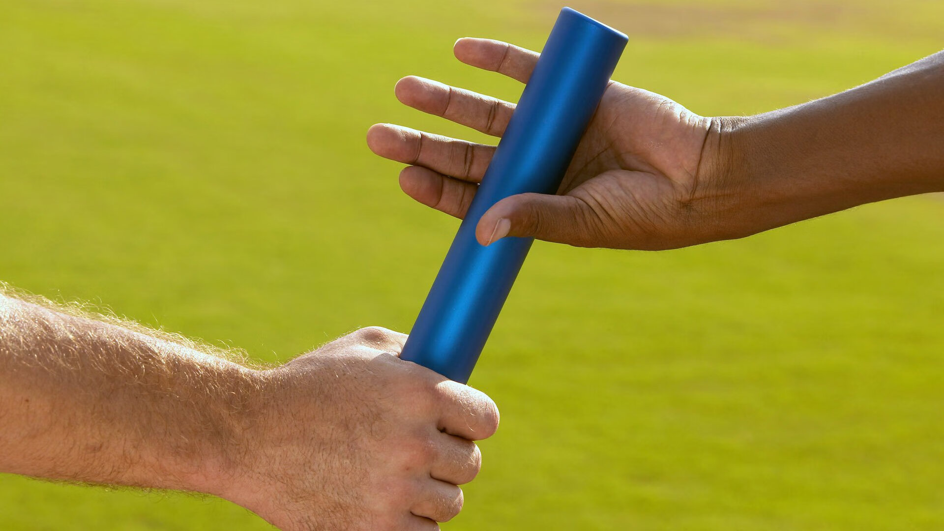 “电动冲浪：马鞍山赛场引领全新水上运动风潮”