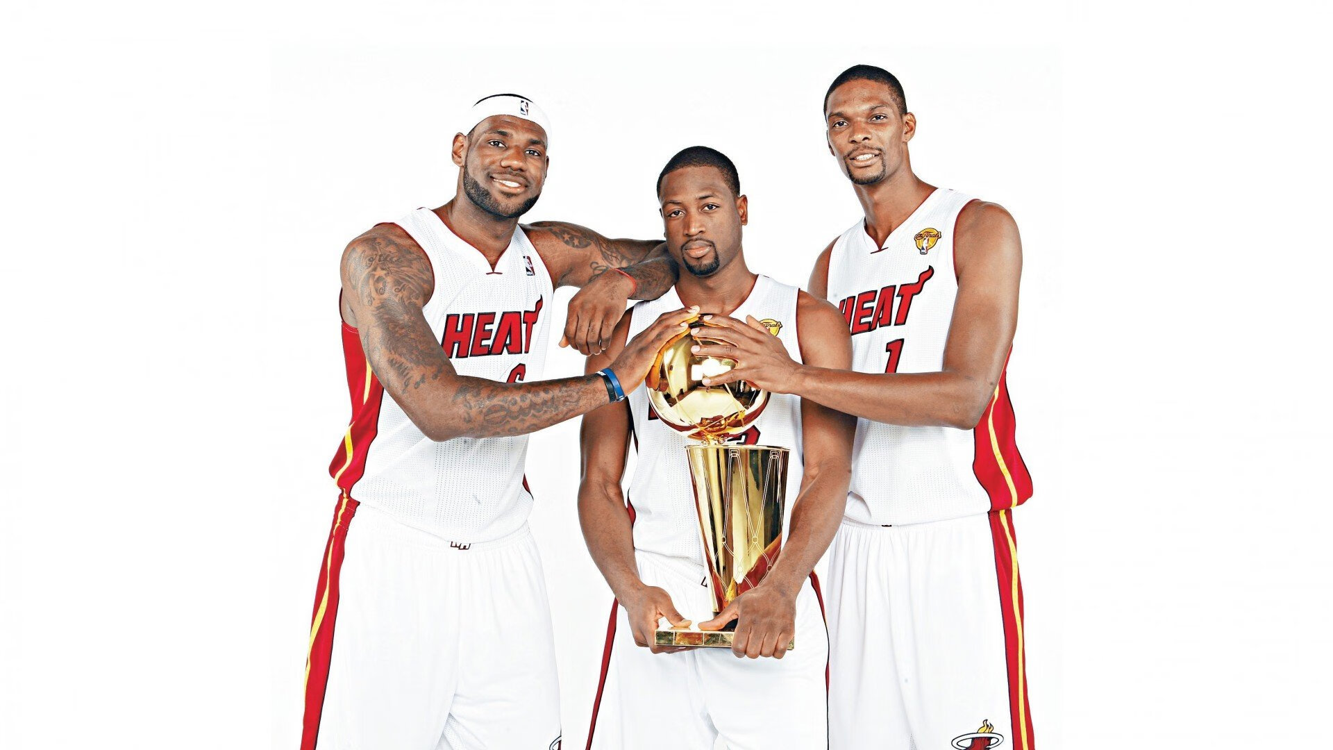 Leyu Sport下载-乔·莫伊：凭借强大的体力和防守能力，成为全黑队的核心前锋，乔乔莫伊斯